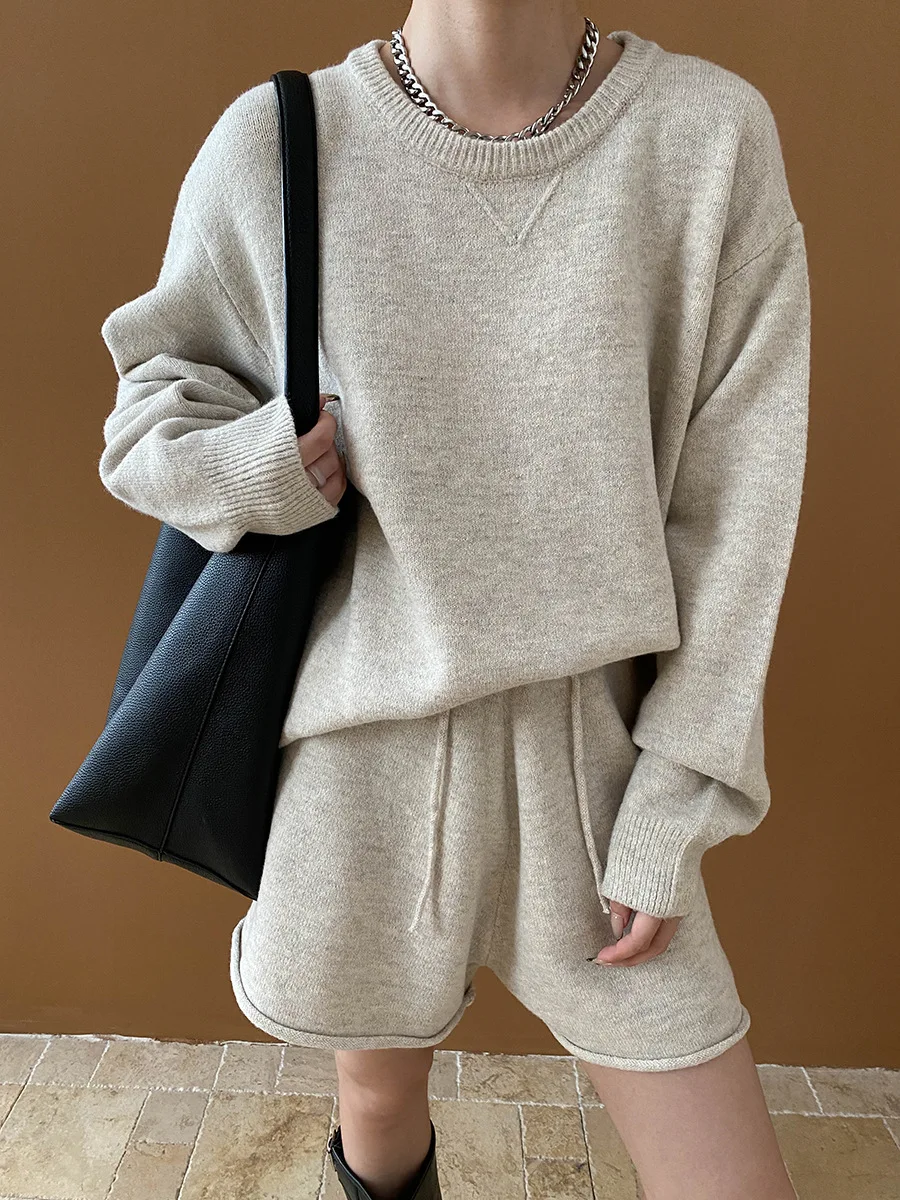 Curled Edge Long Sleeve Knit Sweater And Wide Leg Shorts Fall Winter Two Piece Set Grey Beige Outfit