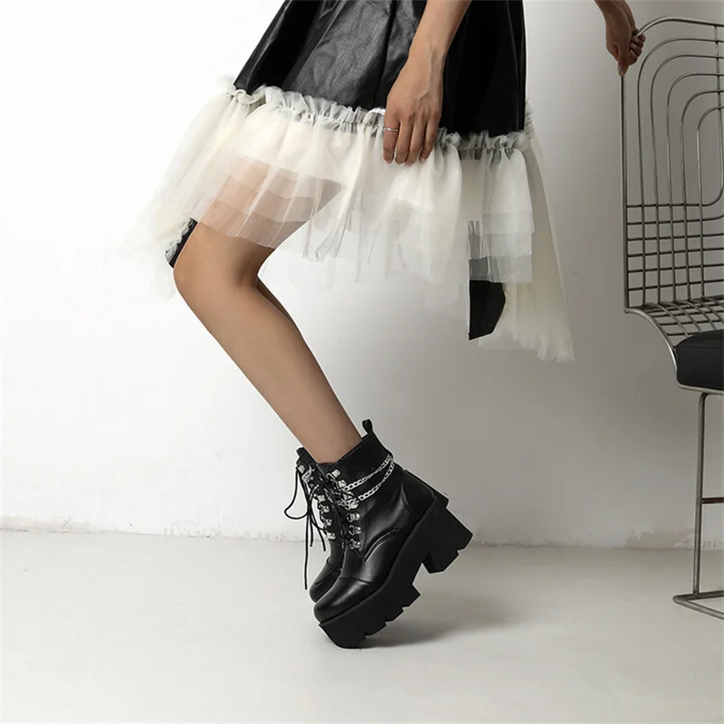 

YMECHIC 2025 г., черные ботильоны из искусственной кожи в готическом стиле, женские туфли на каблуке, пикантная женская обувь на массивном каблуке с цепочкой и платформой, Botas, вечерние женские туфли в стиле панк