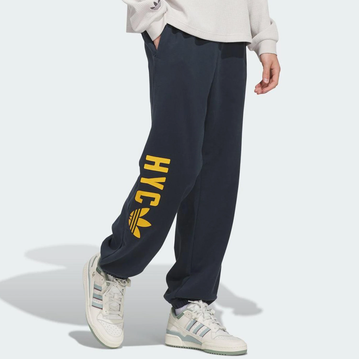 Adidas Originals Trefoil Mens and Womens Loose Basketball Tapered Leisure Pants JY4739