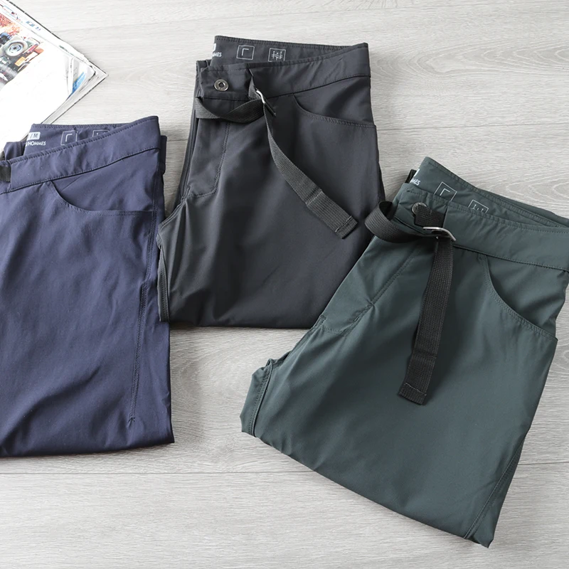 

Outdoor High-End Ultra-Light Breathable Men's Hiking Trousers Qui-Drng Long Pants Faionable Urban Sle Straight Leg Ca...