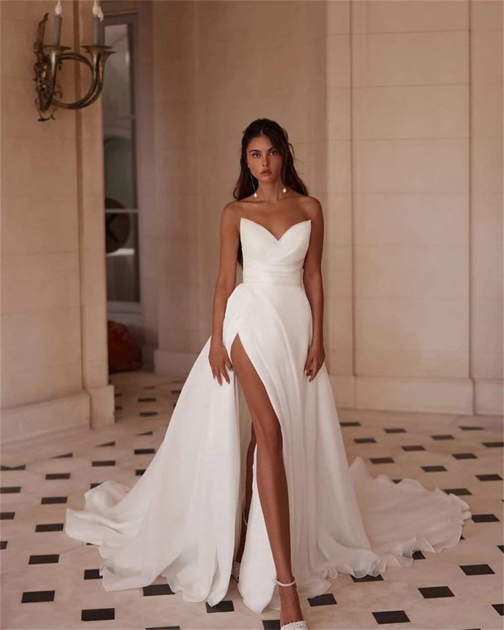 فستان زفاف أورجانزا أبيض أنيق مخصص رسمي على شكل قلب بدون أكمام فستان زفاف بوهو على شكل حرف a ذيل محكمة فيستدو دي نوفيا