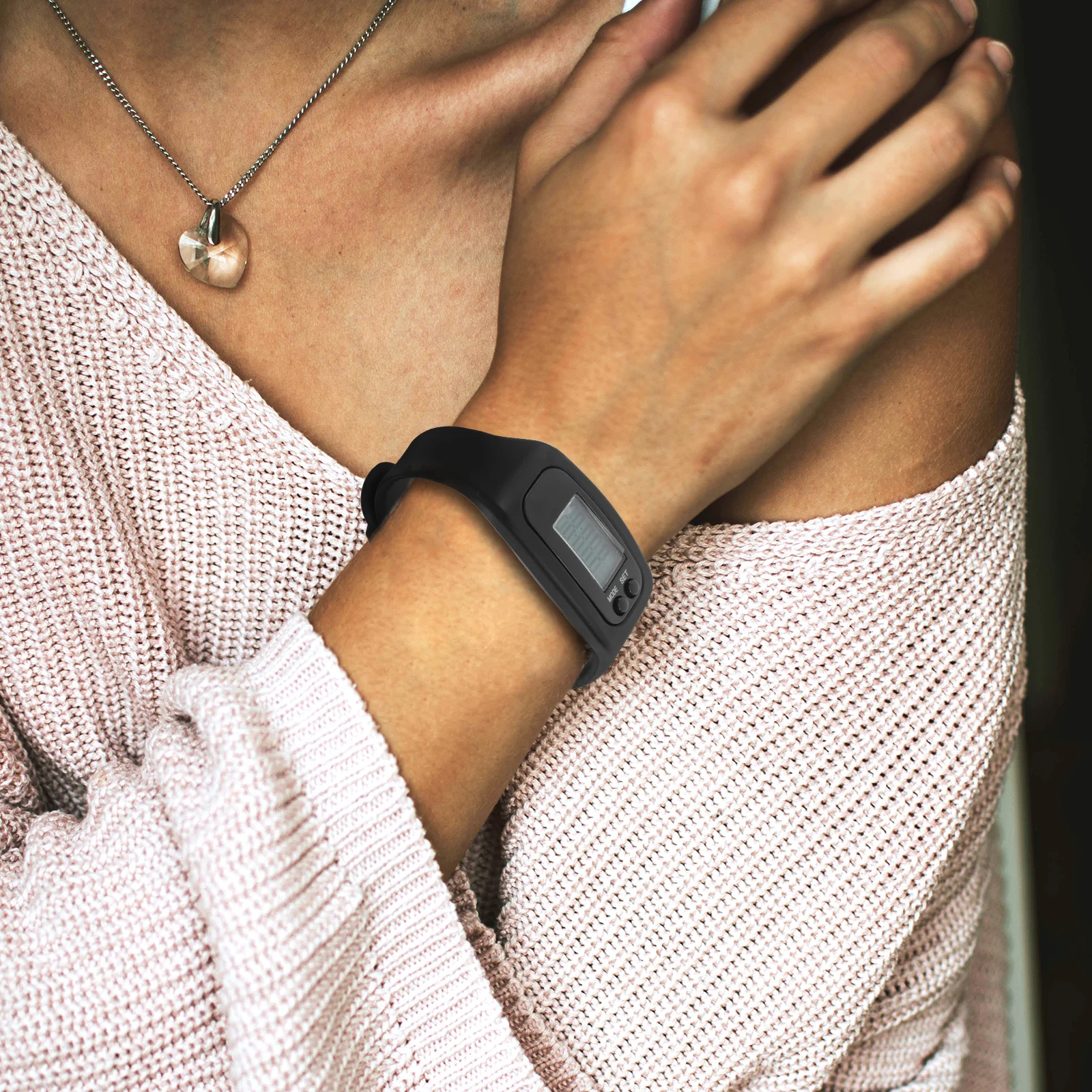 Pedometer Watch Black Silicone Step Counter Wristband Simple Fitness Tracker for Walking Gifts Durability Comfort MultiFunction