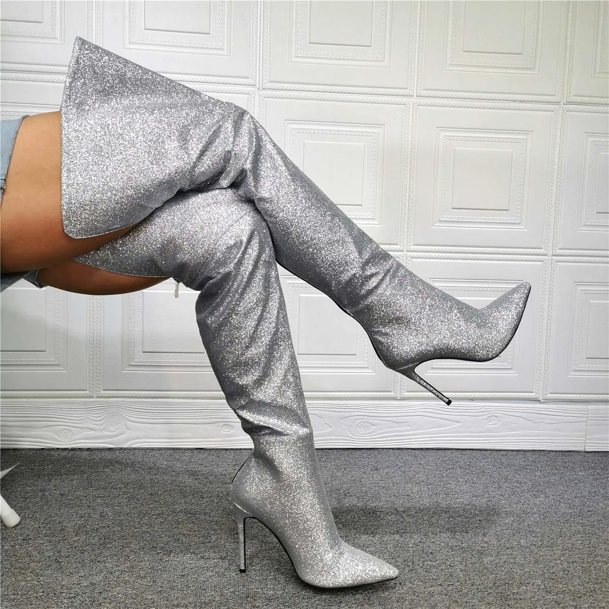 Bling Bling Silver Sequins Leather Thigh Boots Back Zip Pointed Toe Ladie Thin High Heel over the Knee Boot Stage Fashion Boots