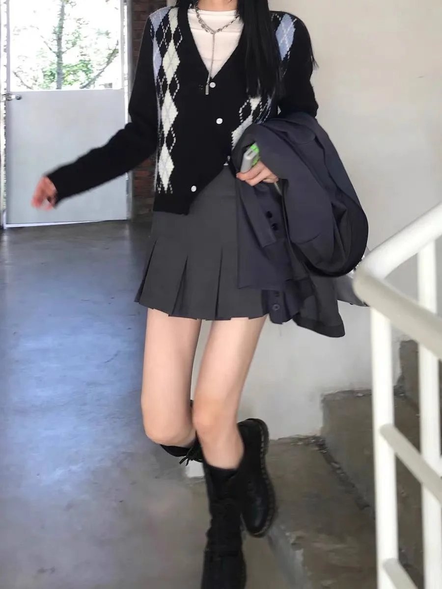 England Style Women's Fashionable Irregular Crochet Thick Knit Top with Argyle Pattern Casual Cardigan Sweater for Autumn Winter