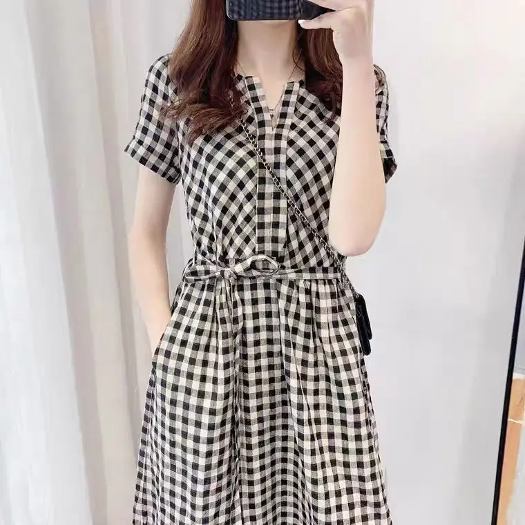 فستان نسائي فضفاض كبير الحجم بتصميم كوري صيفي بأكمام قصيرة وياقة مستديرة مع حزام خصر وتصميم مربعات #2