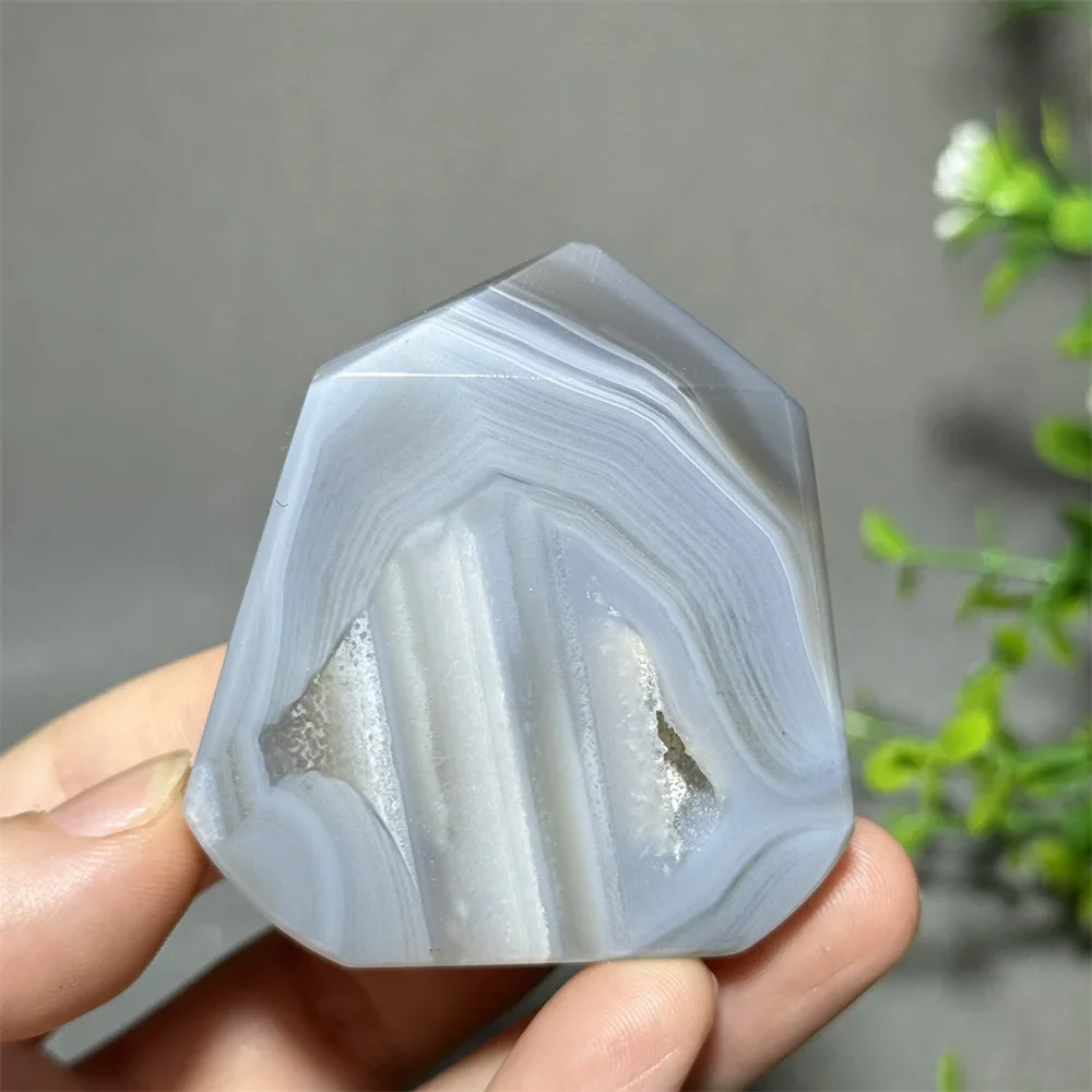 Natural Mineral Quartz Agate Crystal Cave Obelisk Crystal Meditation Therapy Witchcraft Altar Energy Home Decoration Gift