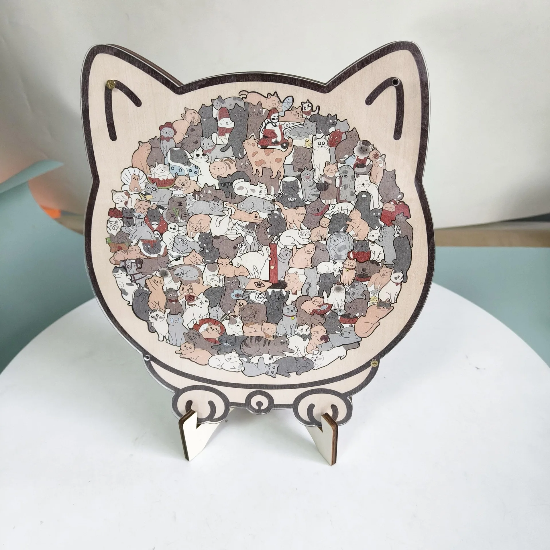135Pcs Cat-shaped Wooden Jigsaw Puzzle Unique Irregular Puzzle Pieces Game Birthday Xmas Gifts for Cat Lovers Home Decorations
