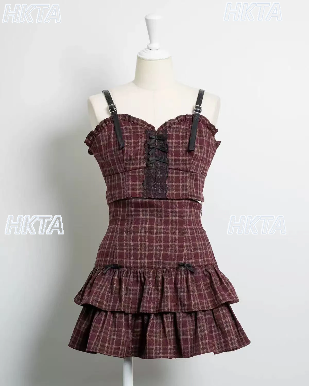

Japanese Niche Mini Skirt Set Women Summer New Sweet Bow Vest Crop Top + High Waist Slim Pleated Plaid Skirt Sets Female Outfits