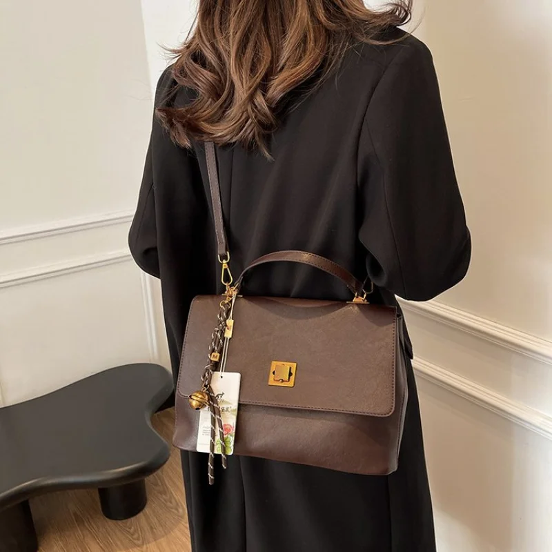 

Fashion PU Leather Crossbody Bag For Women Lightweight Small Shoulder Bag With Multiple Zipper Pockets Daily Use