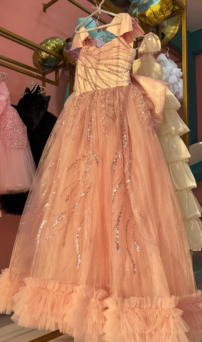 robe-de-demoiselle-d'honneur-en-tulle-col-cœur-epaulettes-amovibles-coupe-trapeze-longueur-ras-du-sol-broderie-de-sequins-en-forme-de-branche-ourlet-a-volants-dos-large