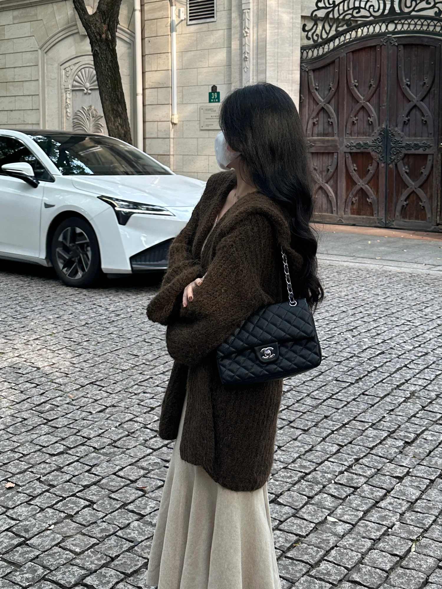 

Новый женский вязаный кардиган свободного кроя до колен, модный, цвета малахит, с V-образным вырезом, удлиненный, утепленный, осенне-зимний...