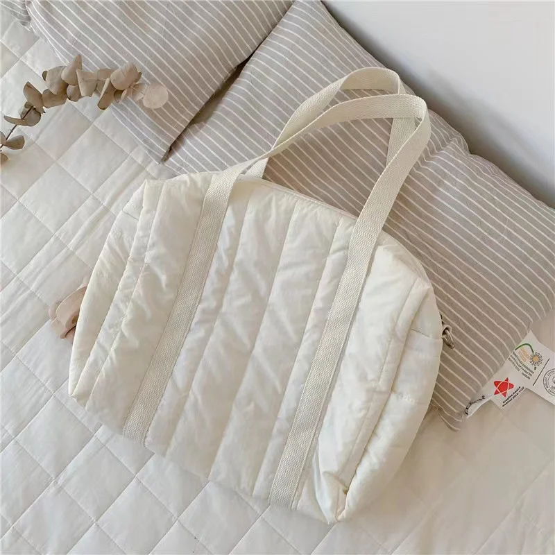 2023 New Fashion Mommy Handbag Portable Cotton Baby Diaper Storage Bag Korean Style INS Hot Women Shoulder Bag Young Moms