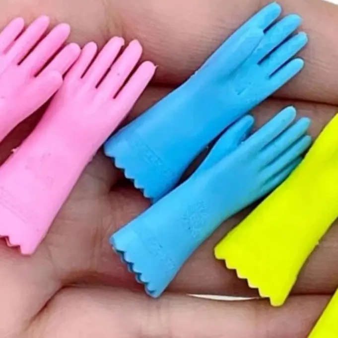 1Pair 1:12 Doll House Furniture Accessories Dollhouse Miniature Rubber Gloves Simulation Long Cleaning Gloves Doll Kitchen Decor