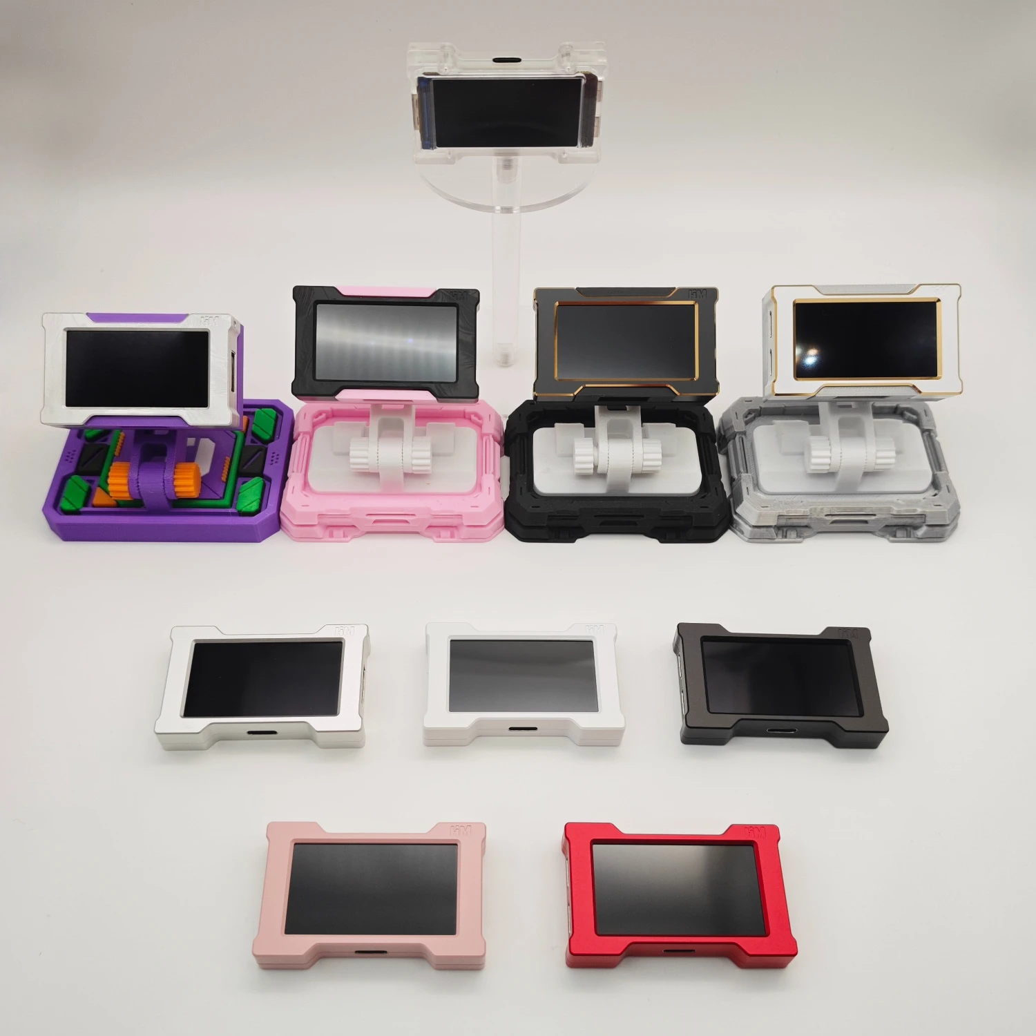 HMLAB ZNEO Hub USB Gamingowy - 2-portowy na 3-portowy, 8K Hz, z niezależnym zasilaniem, z ekranem, modny do tworzenia stylowego i efektownego biurka gamingowego. — zdjęcie produktu 6