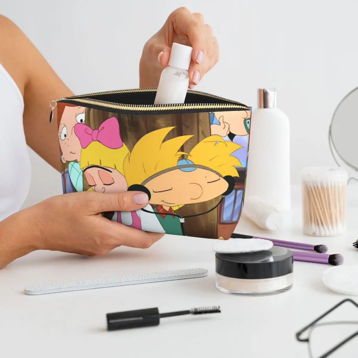 

Helga Pataki Anime Animation Hey Arnold 14 Women Cosmetic Bags Travel Makeup Organizer Pouch Toiletry Storage Dopp Kit Box