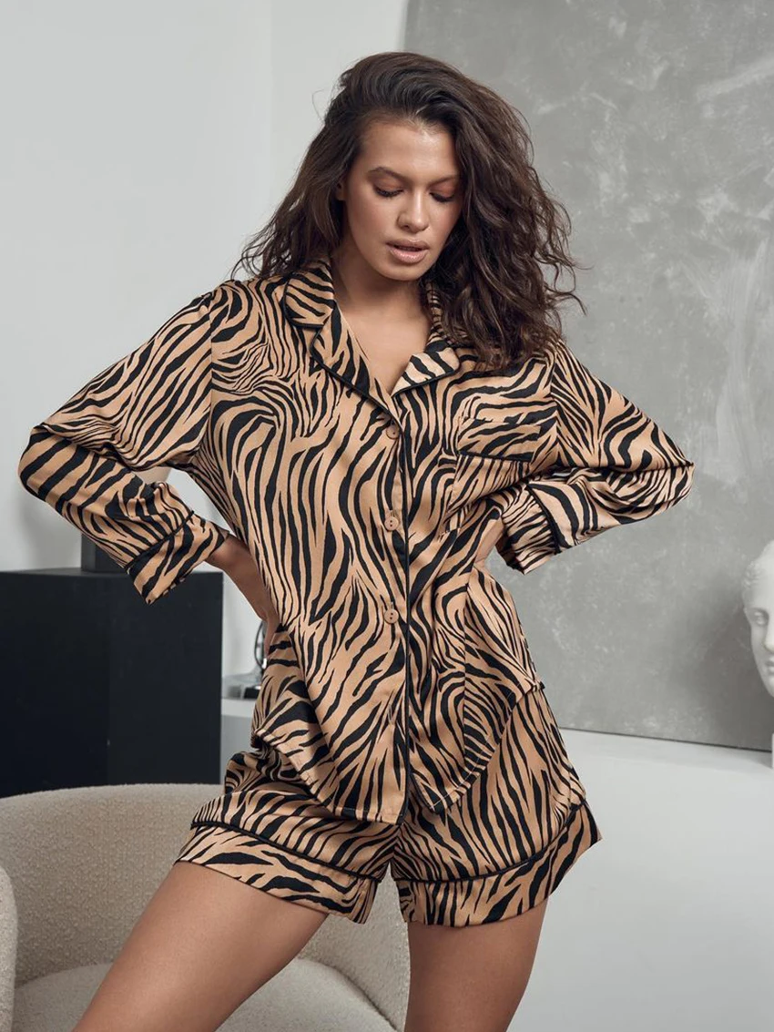 Marthaqiqi Fashion Ladies Pajamas Suit Sexy Turn-Down Collar Sleepwear Long Sleeve Nightgowns Shorts Casual Female Nightwear Set