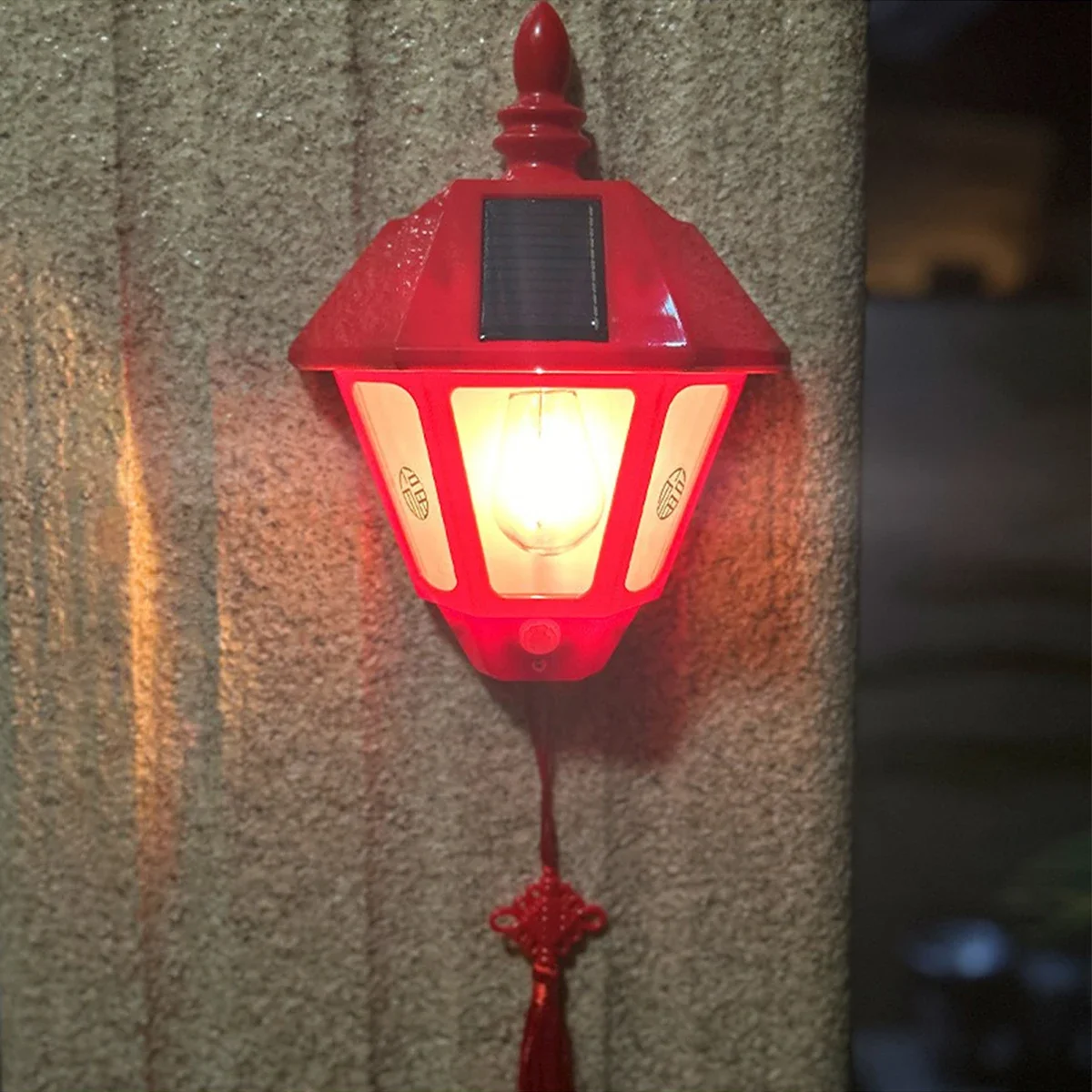 

Ретро-светильник на солнечной батарее, лампа с датчиком движения человека, красная наружная Водонепроницаемая декоративная настенная лампа для виллы, сада, балкона