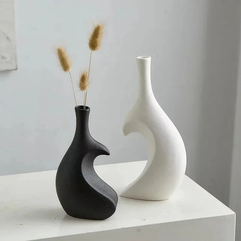 A Set Modern Heart-Shaped Ceramic Vase Elegant Solid Color Irregular Shape Vase High-end Desktop Decor Water Cultivation Vase