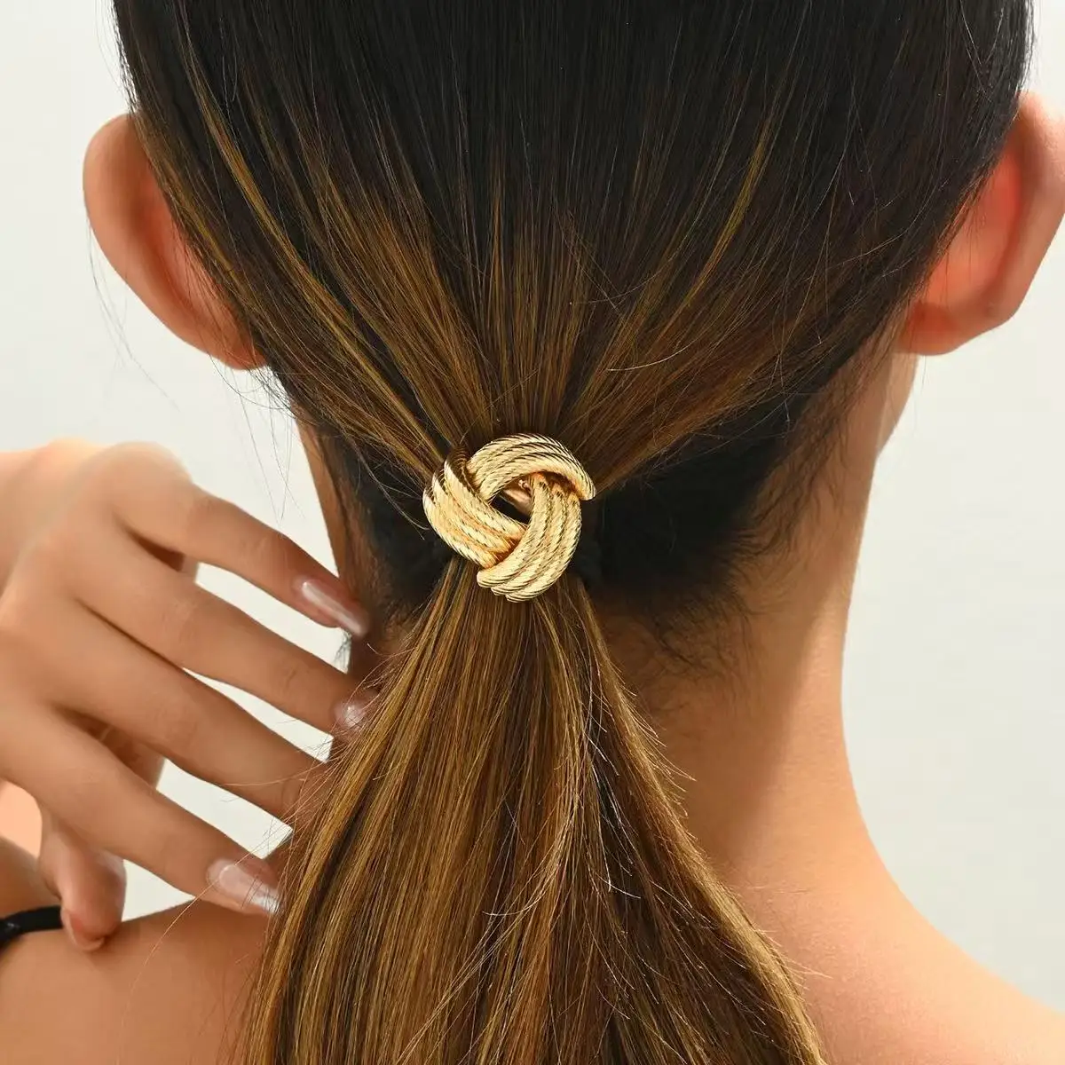 

New simple metal hair band, hair tie, women's ponytail high elastic triangular hair tie with knotting process hair accessory