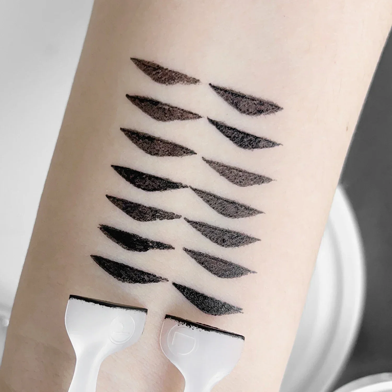 Beginner zwarte eyeliner stempel langdurige eyeliner sjabloon met inkt DIY eyeliner extensie stempels oogmake-up stencils tool