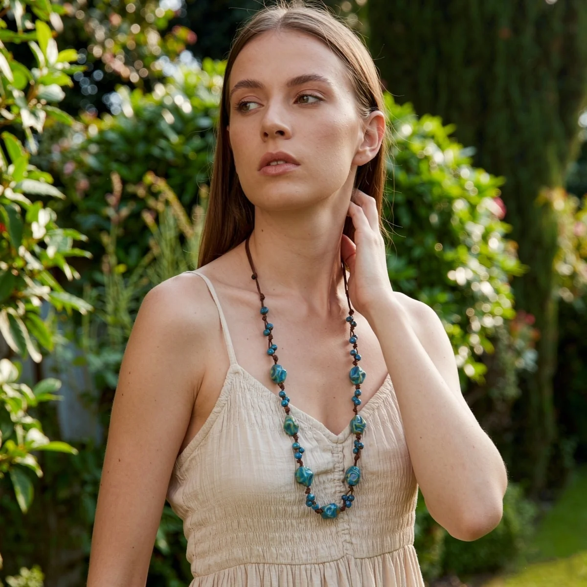 Retro-Künstlerischer Stil Unregelmäßige Blaue Keramikperlen Lange Halskette für Frauen Männer Boho Ethnische Braune Wachsschnur Pulloverkette Schmuck – Detail 7