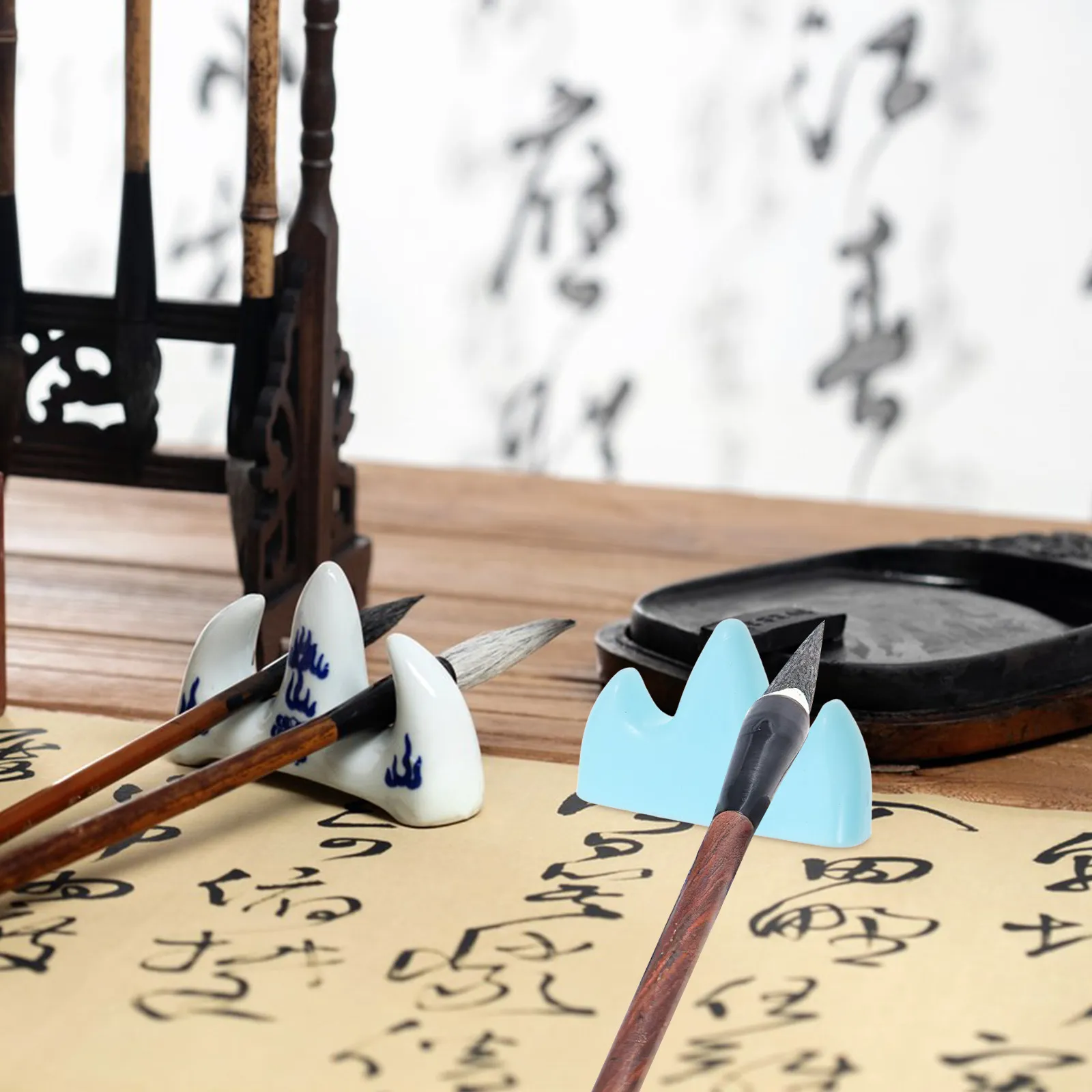 10Pcs Mountain Form Calligraphy Pen Holder Smooth Easy Clean Plastic Brush Stand for Chinese Sumi Brushes Calligraphy Tools