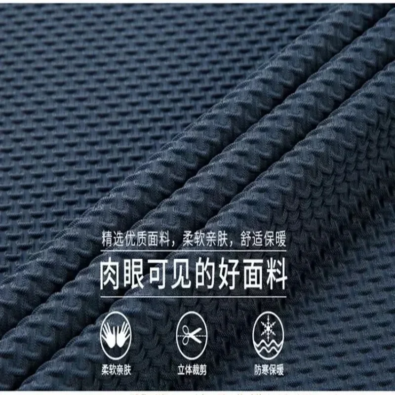 The new men's high-quality ice silk short-sleeved polo shirt is suitable for summer wear. It is casual and comfortable, breathab