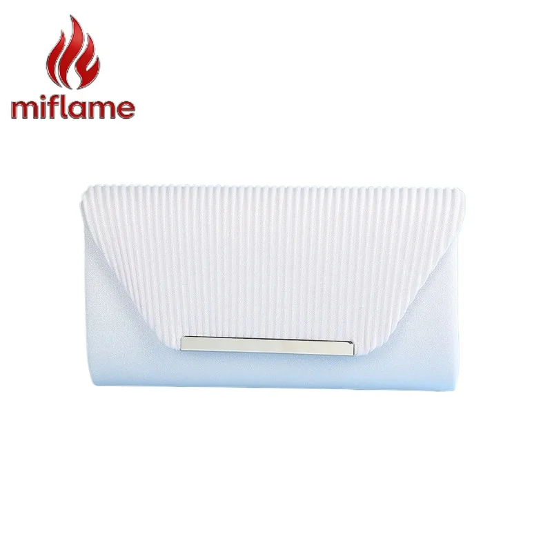 

Evening Clutch Shell Pattern Metal Magnetic Snap Chain Shoulder Bag Luxury Cocktail Party Purse