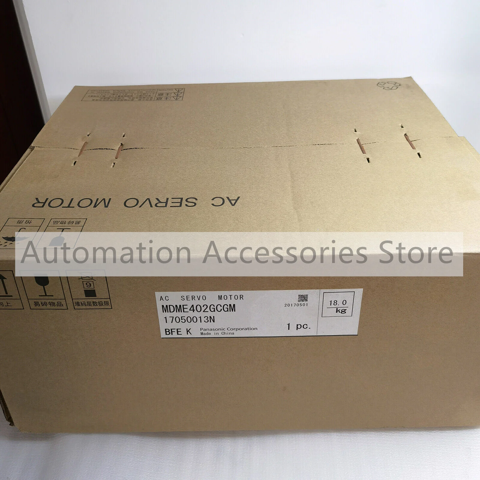 

1pc New In Box MDME402GCGM MDME102G1H MDME302S2G MDME402GCH AC Servo Motor One Year Warranty