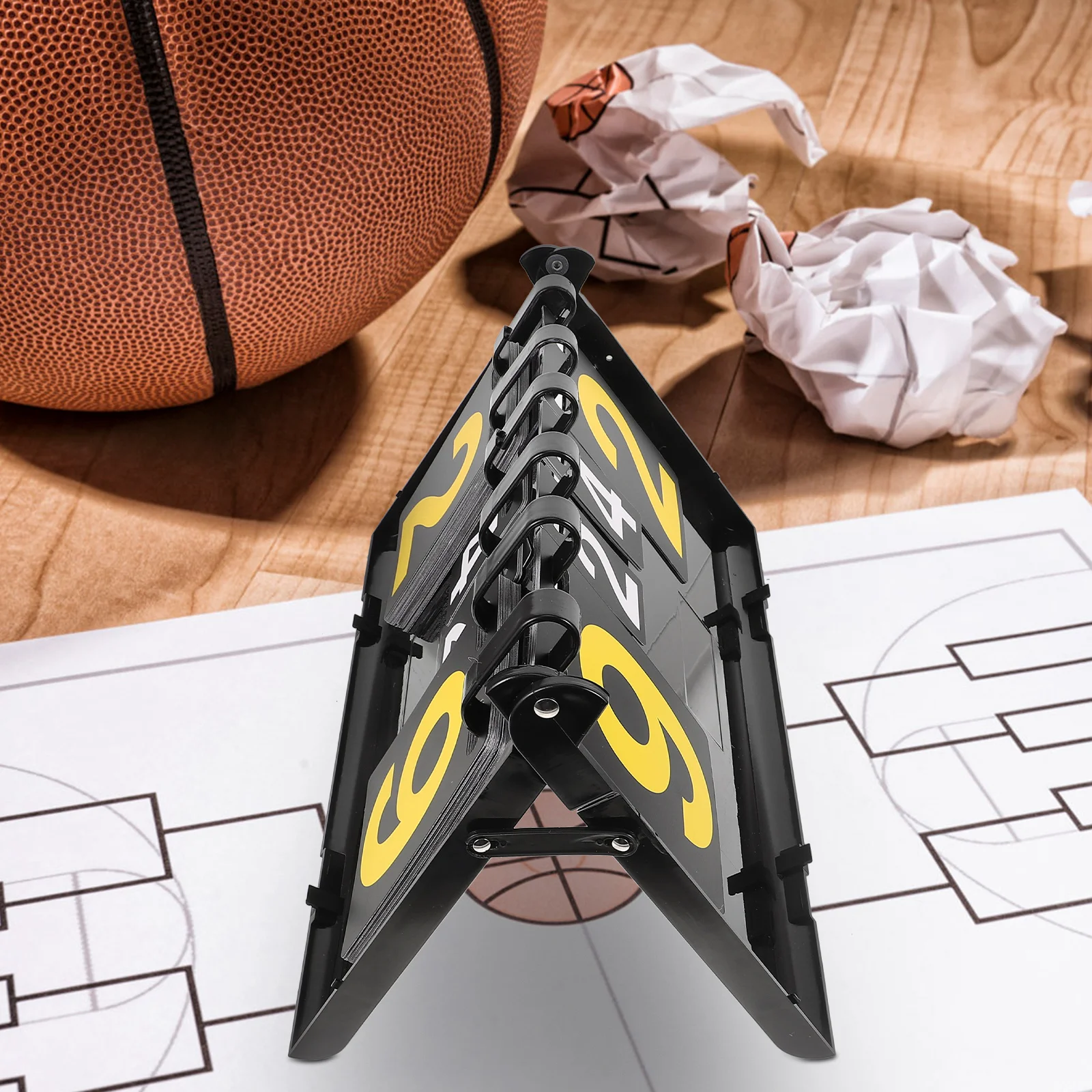 กีฬาแบบพกพากระดานคะแนนสําหรับบาสเกตบอลเทนนิสเกมแบดมินตัน Tabletop Flipper PVC ทนทานนํากลับมาใช้ใหม่การแข่งขันอุปกรณ์เสริม