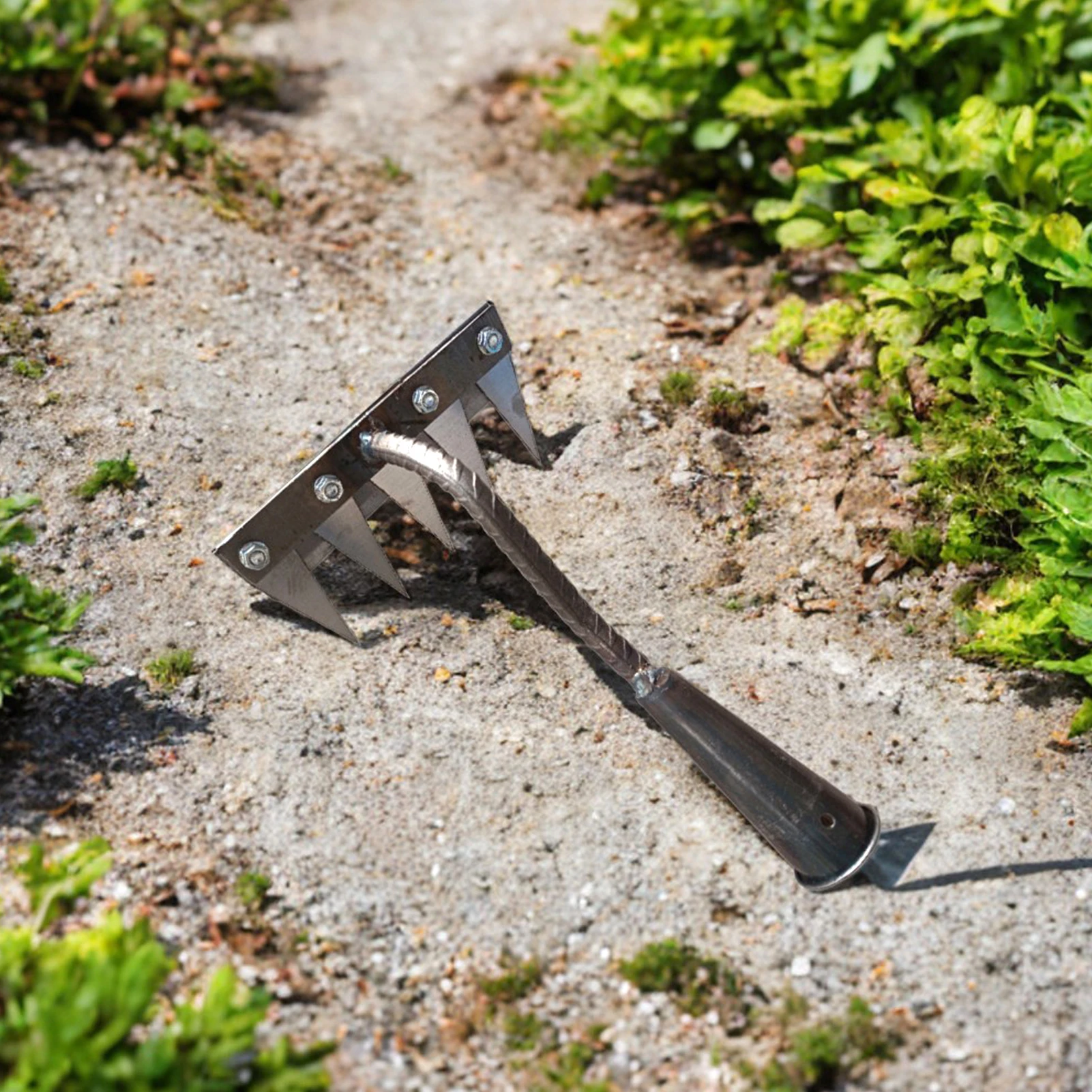 

Gardening Carbon Steel Rake Manual Weeder Claw Remover Tool for Weeding Ditching Loosening Soil