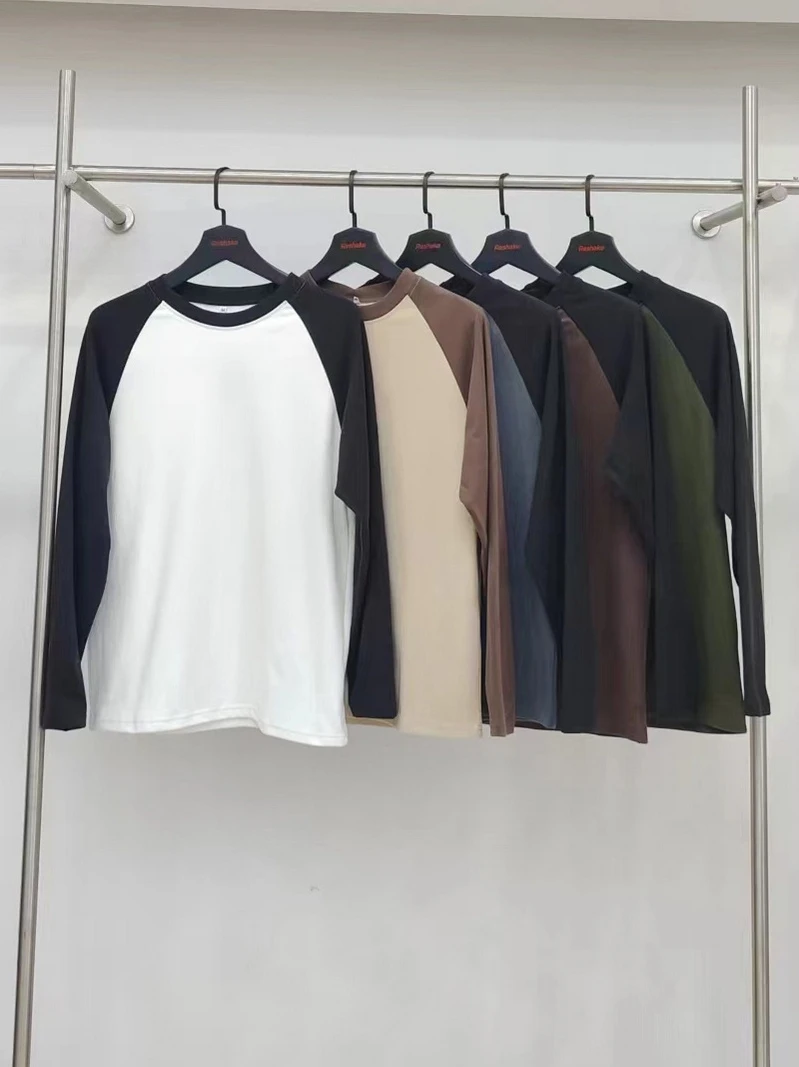 

Мужская толстовка с круглым вырезом и вставками из двухстороннего бархата, свободного кроя, для осени и зимы, в городском стиле