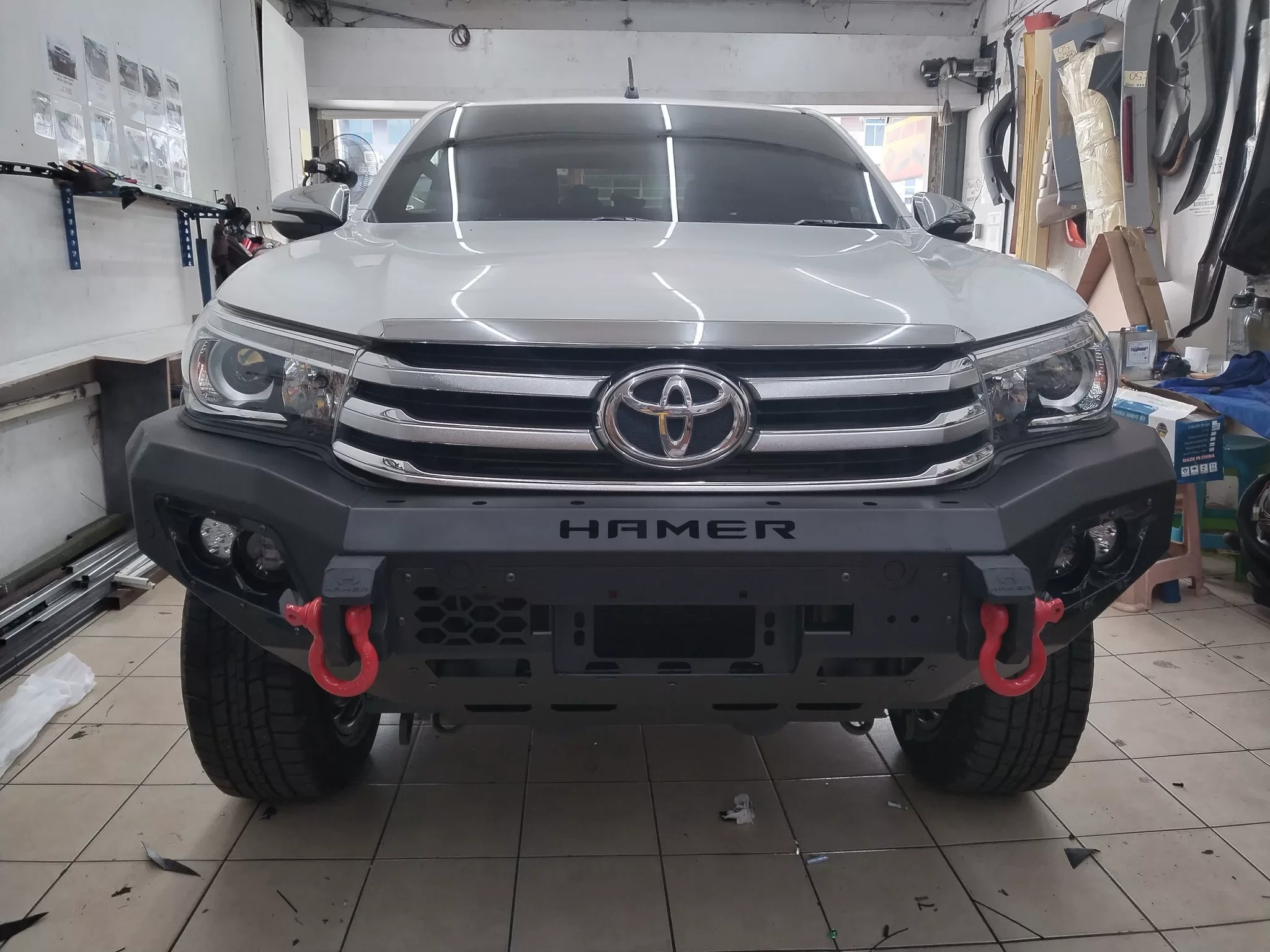 Hilux GD6 front and rear bumpers image 2