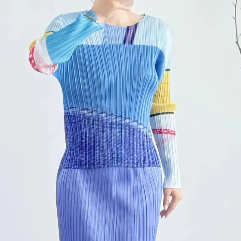 

Плиссированная повседневная женская футболка с геометрическим узором, цветовыми блоками, оригинальным дизайном, свободного кроя, с длинными рукавами, летний женский топ