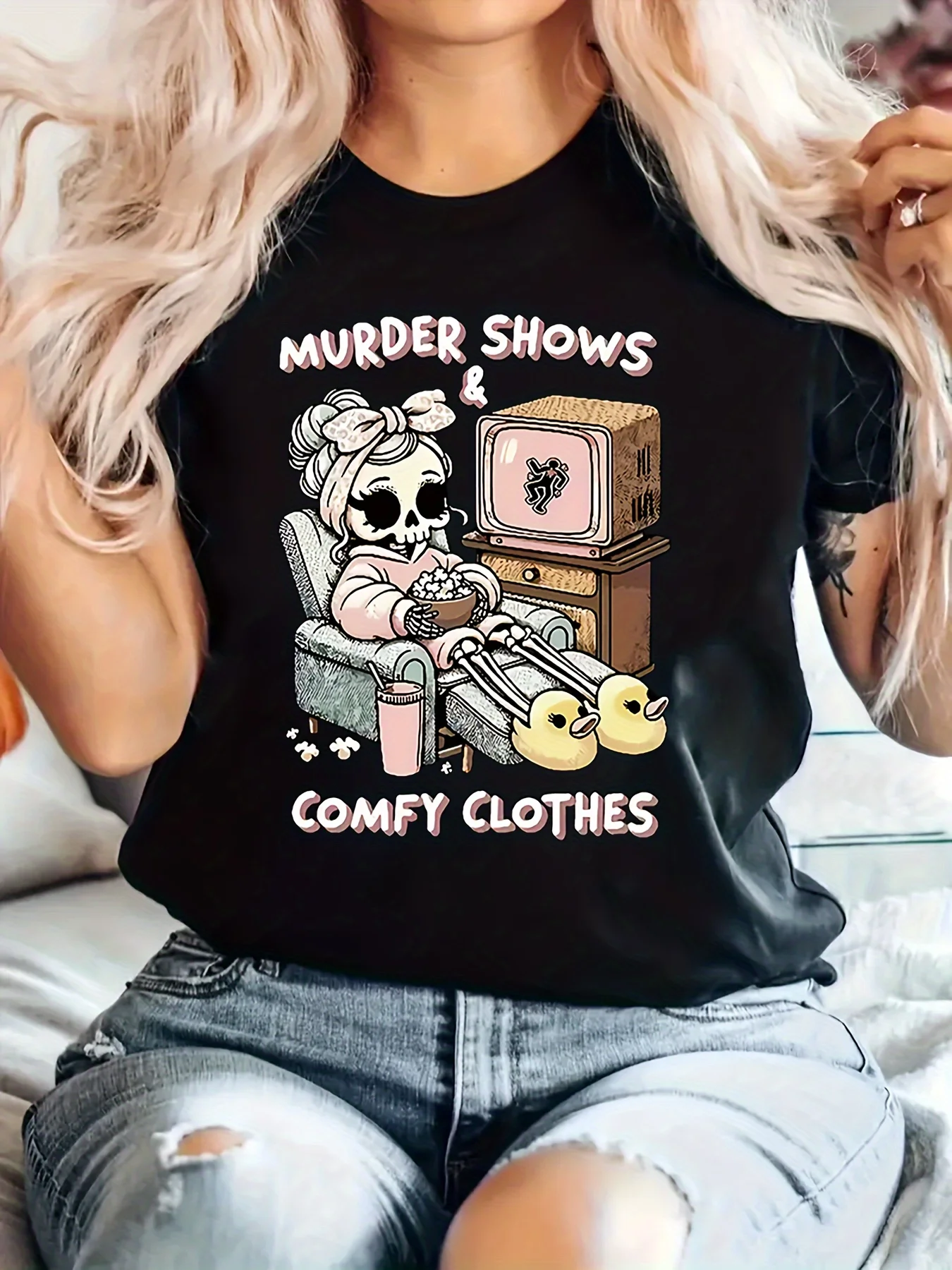 Casual Crew Neck T-Shirt with Murder Shows and Comfy Print Women's Vintage Style T Shirt 90s Graphic Tees Tops Clothes Female