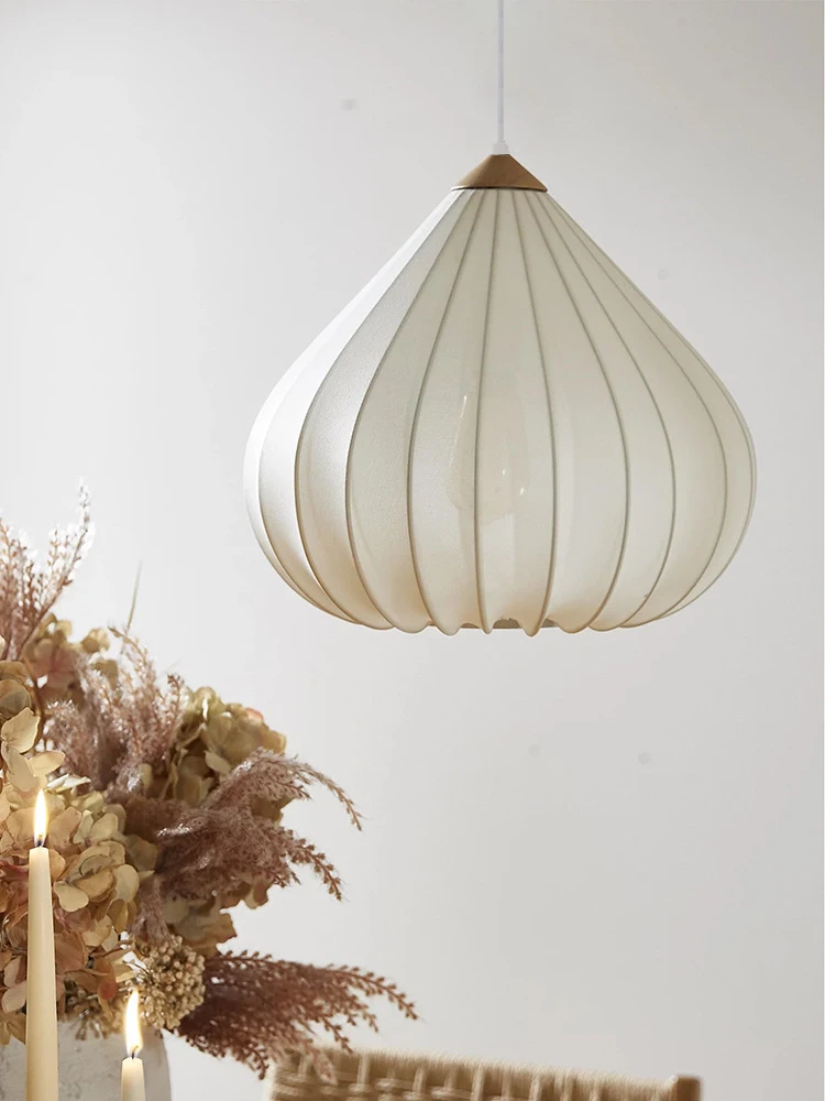 

Французский минималистичный подвесной светильник в форме лука, ваби-саби, тканевый абажур для гостиной, спальни, кафе, кухни, светильник