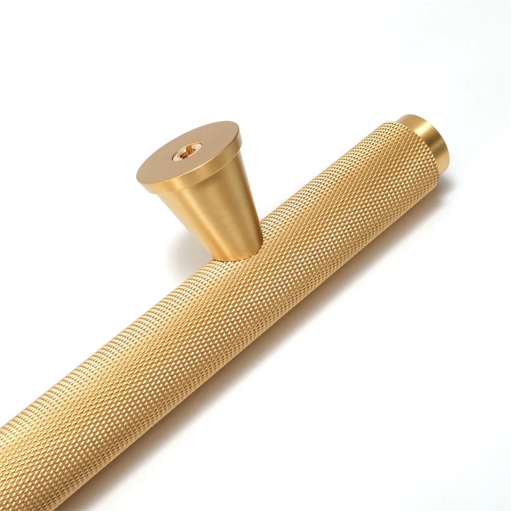 

Maxery Luxury Long Brass Knurled Furniture Handle, Golden Knurling Tapered Legs Cabinet Handles, Closet Door Handle for Kitchen