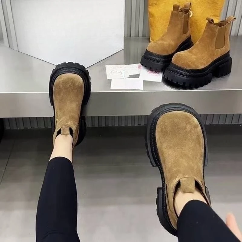 Women's Thick Bottom Slip on Boots 2026 Korean Style Casual Platform Ankle Boots Petite Friendly Streetwear Footwear