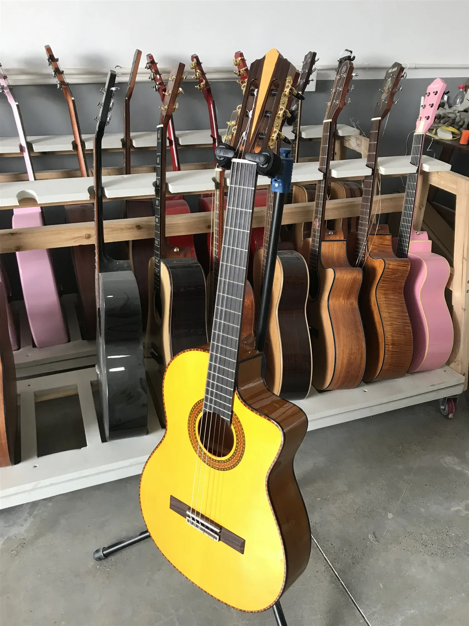 High Quality Flamenco Top Solid 4/4 Classic Guitar K-320C In Stock