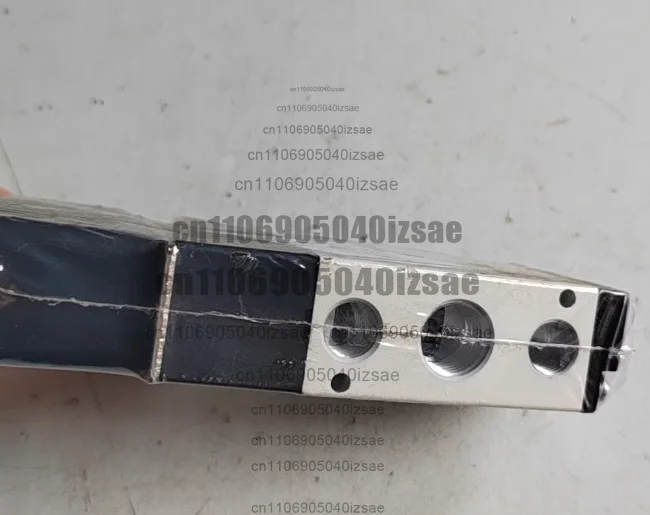 4v210-08 dc24v two-position five-way pressure 0.15-0.8mpa new solenoid valve