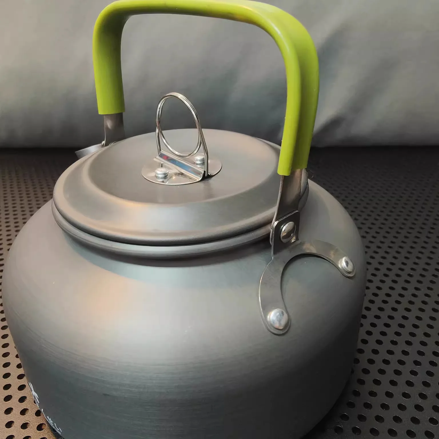 Outdoor camping portable hard aluminum oxide ultra-light outdoor kettle camping tea kettle for tea