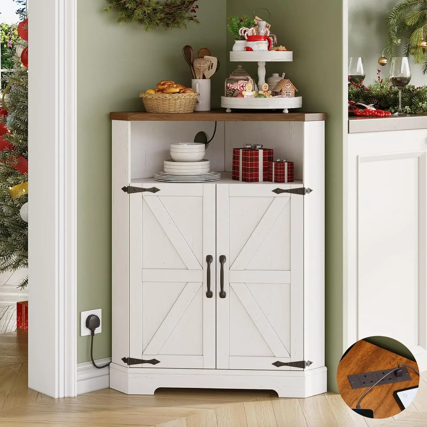 

Угловой шкаф для хранения в стиле фермерского дома с зарядной станцией, раздвижными дверцами и регулируемыми полками для кухни и ванной комнаты