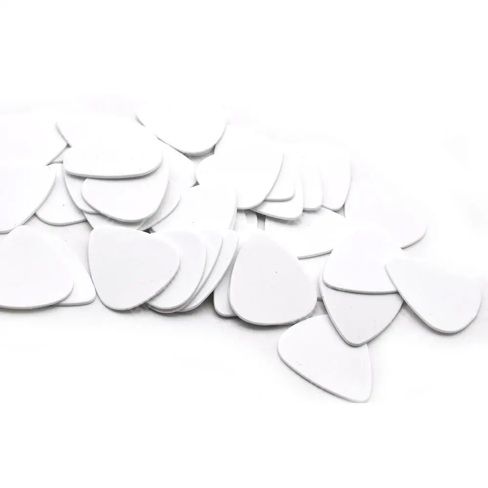 30pcs 0.46mm 0.71mm en plastique acoustique électrique ukulélé guitare choix médiateurs Standard Plectra Plectrum Guitarra pièces