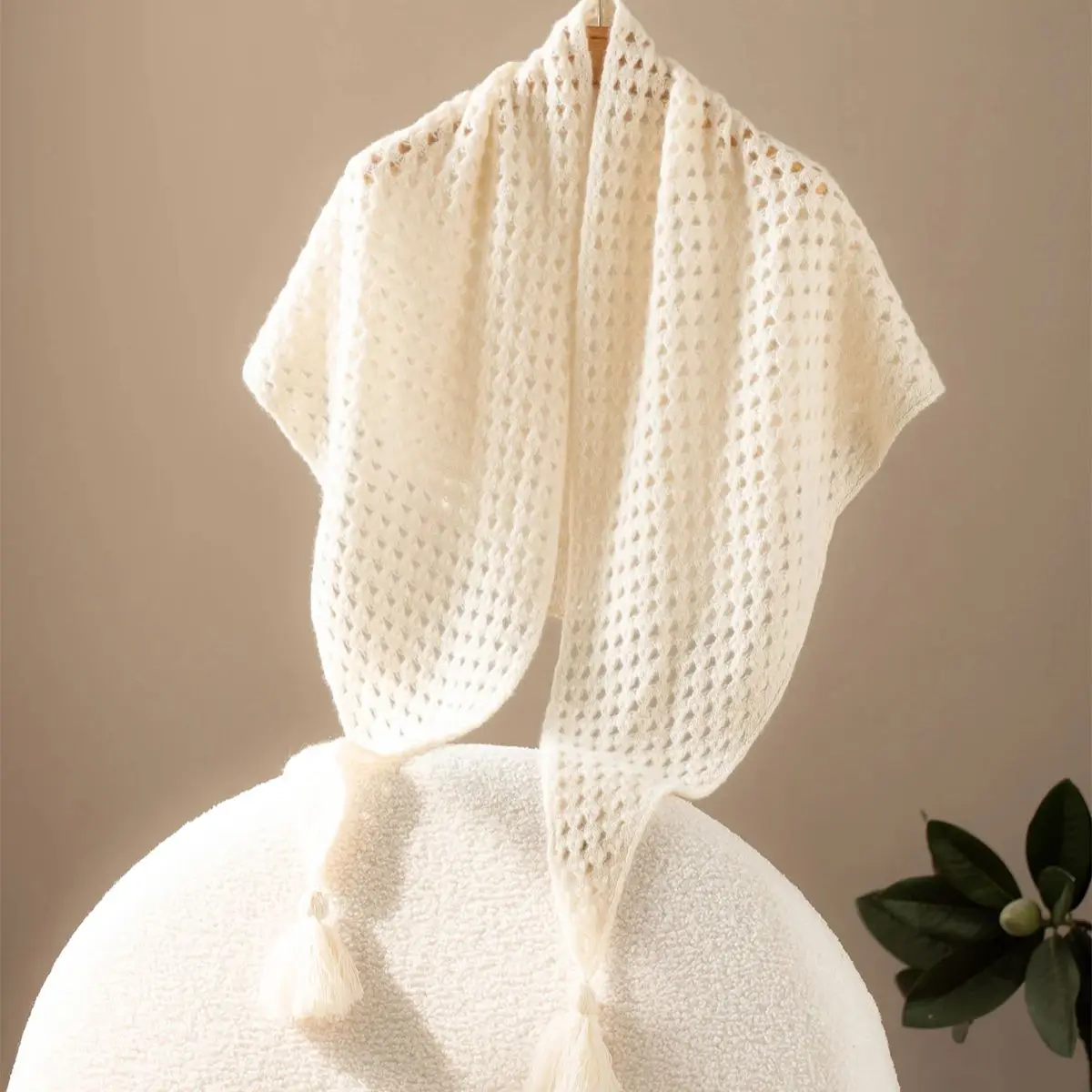 2025 New Hollow-out Pattern Style Scarf Women Handmade Crochet 100% Pure Cashmere Shawl High Quality Luxury Accessories Shawl