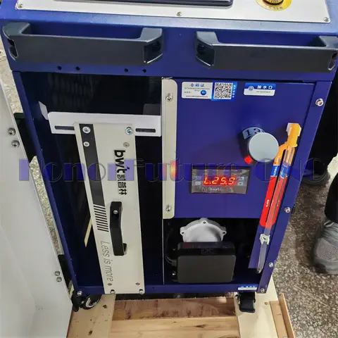 Hög precision 2000w 220v 5 i 1 lasersvetsning skärande rengöringsmaskiner metalllasersvetsmaskin till salu 6 best sales laserrengöring 2000w - №4