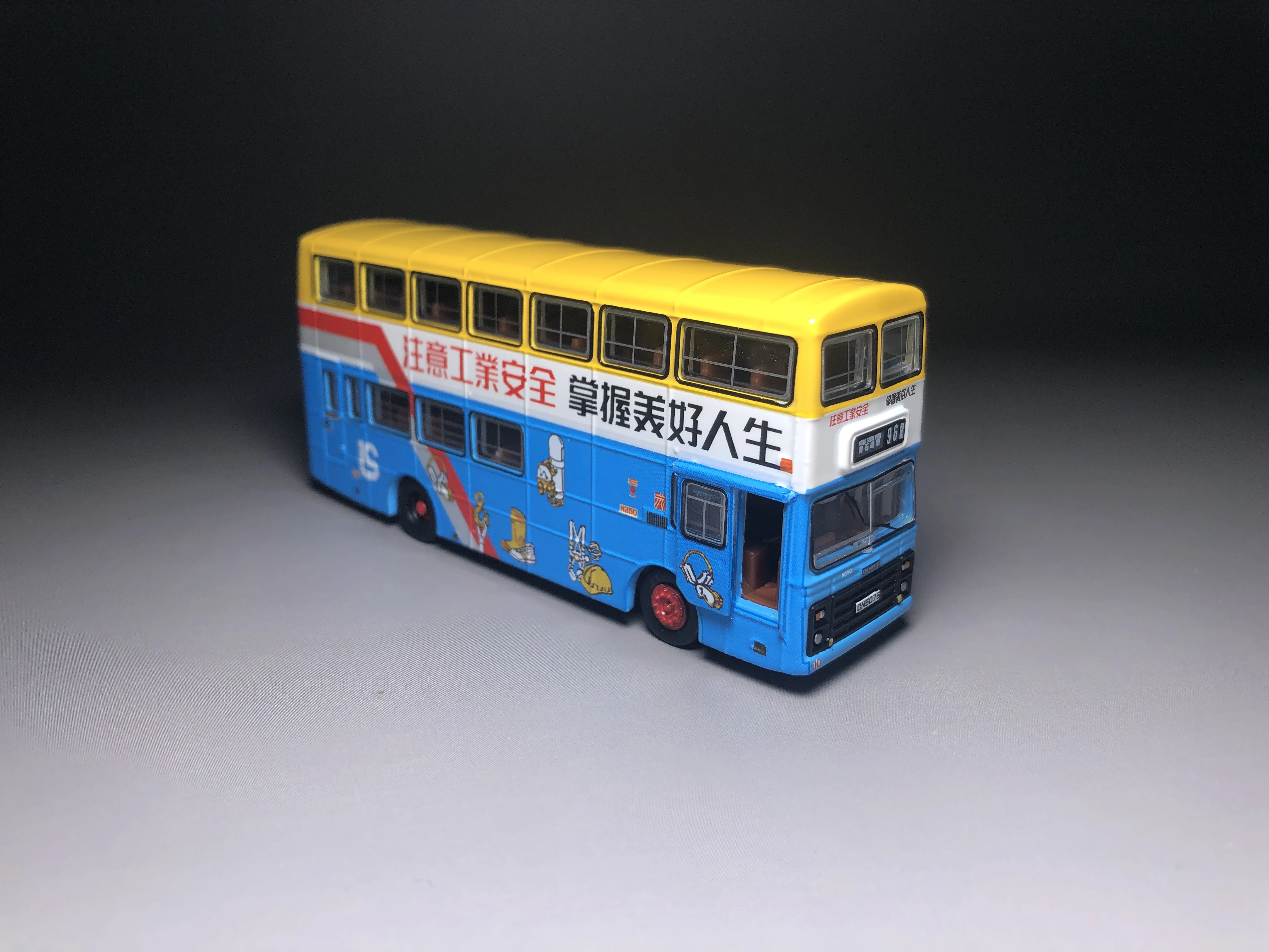 Kleine 1/110 Stad Kmb18 Kowloon Motorbus Dennis Cheer 96r Diecast Model Auto Collectie Limited Edition Speelgoedauto