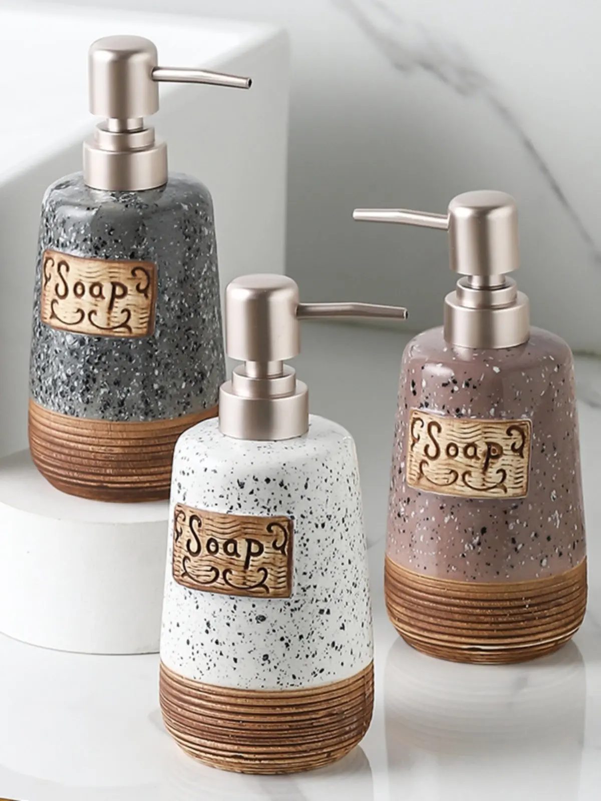 

Отдельная бутылка для геля для душа, коммерческий гостиничный шампунь, ретро-керамический флакон для дезинфицирующего средства для рук, флакон с дозатором.