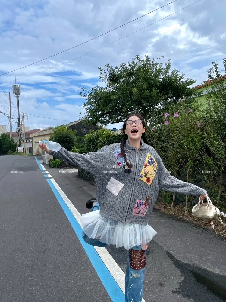 

Seoul Heavy Knit Zipper Long Sve Collared Women's Sweater Jaet Fun Cartoon Patch Color Blo Cardigan Warm Spring Autumn...