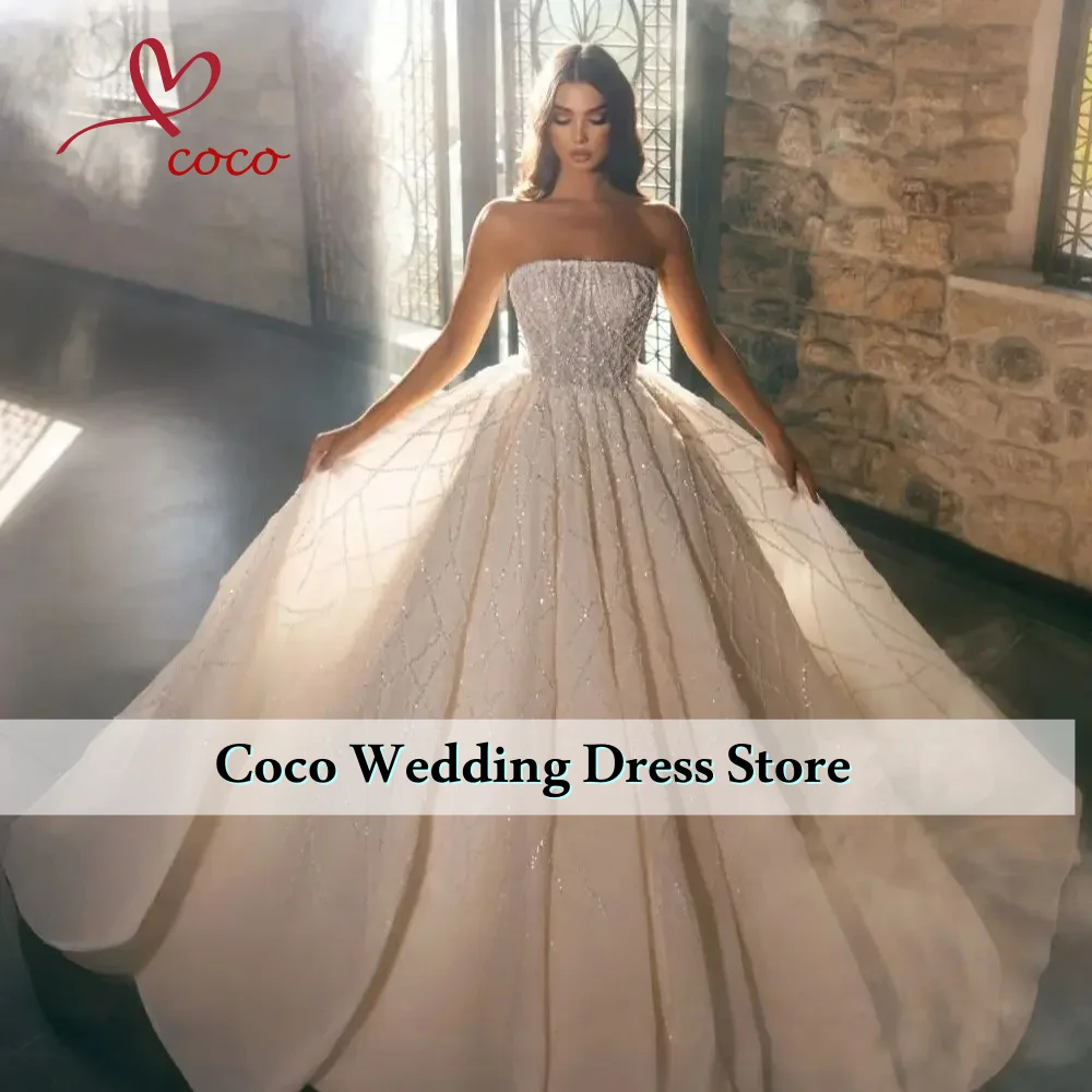 Customized Graceful Lace Ball Gown Wedding Dress Beading Pearls Off The Shoulder Strapless Sleeveless Bridal Gowns