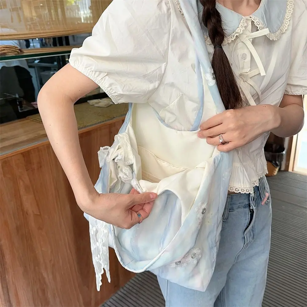 Fresh Color Flower Embroidery Vest Bag Large Capacity with Lace Ribbon Vacation Tote Bag Solid Color Korean Style Shoulder Bag